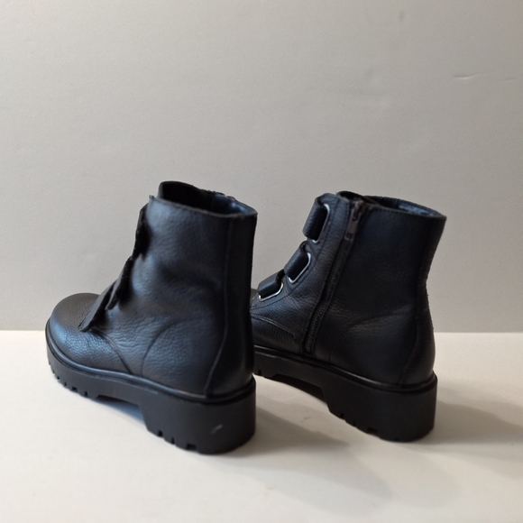 Steve Madden Black Leather Wayne Grunge Goth Gorpcore Lug Sole Moto Boots Size 8 - Picture 9 of 15